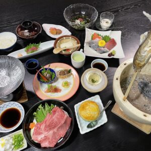 Dinner and Breakfast (Deluxe "Manzoku" Course)